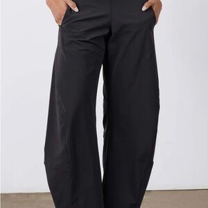 Ruti on the loose work pants